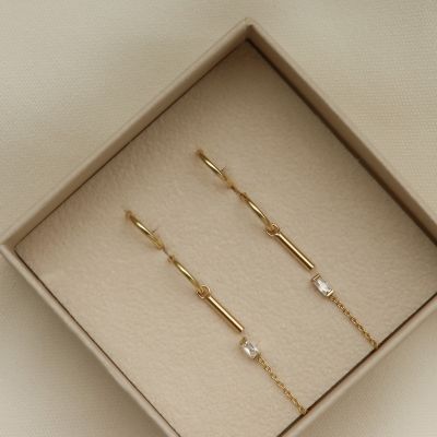 Sunny Square Earparty