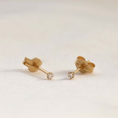 14 KARAAT GOUDEN Ronde Zirconia Oorstekers CILIA 1.5MM